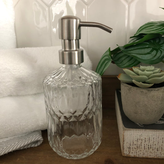 Solenne Fluted Glass Soap Dispenser – Parisian Vintage Style, Textured Bathroom Kitchen Decor