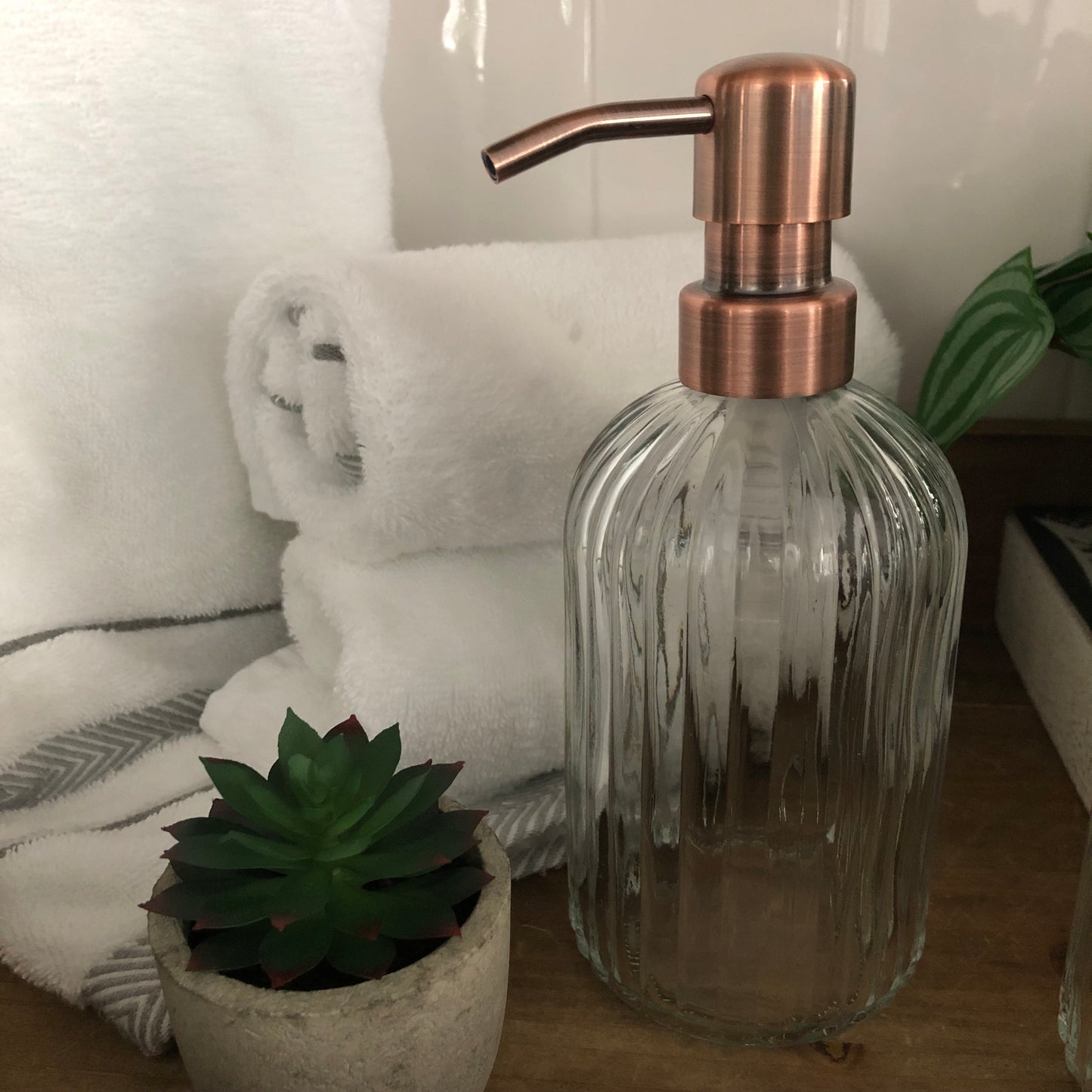 Winslow Glass Soap Dispenser – 12oz / 350ml Ribbed Fluted Round Bottle with Stainless Steel Pump