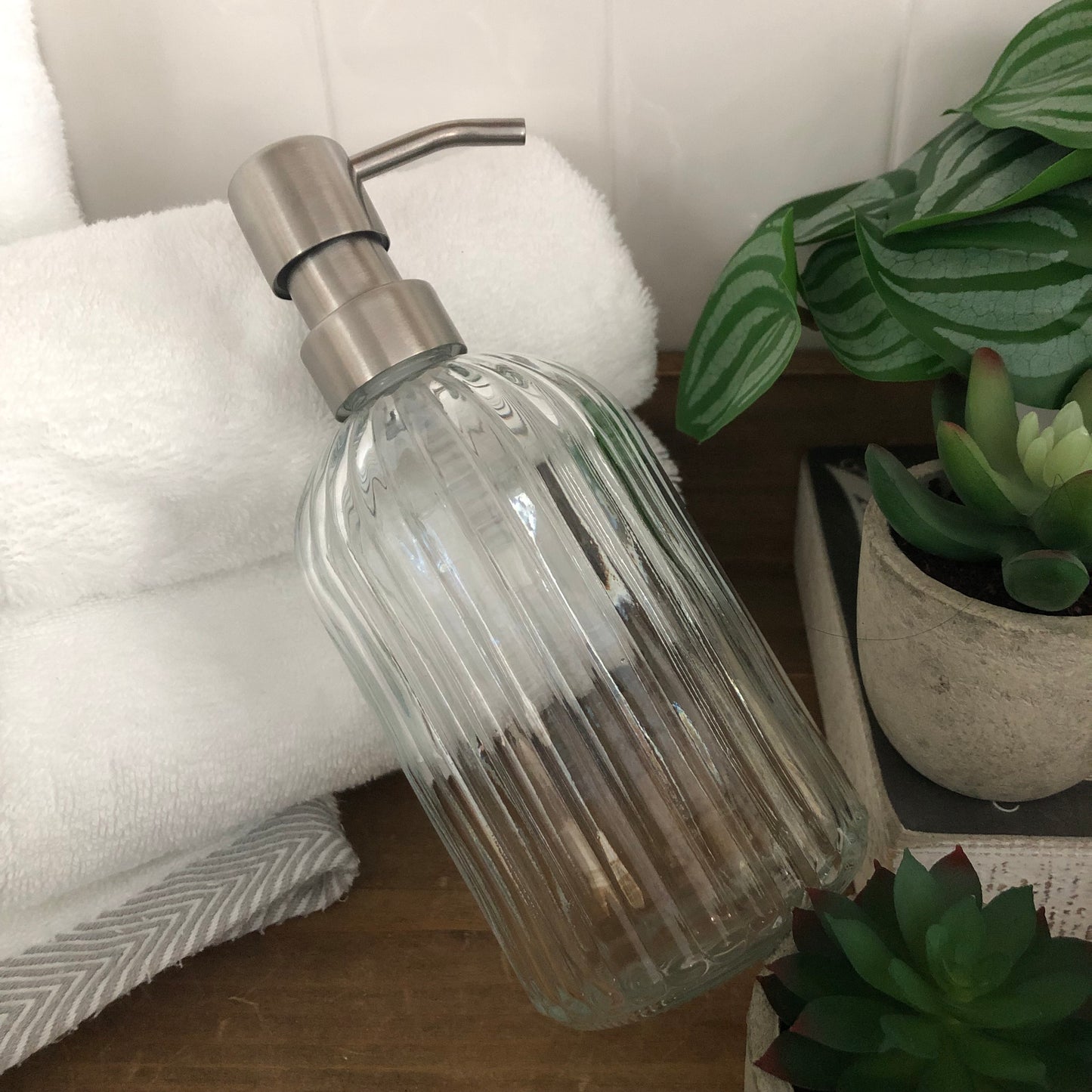 Winslow Glass Soap Dispenser – 12oz / 350ml Ribbed Fluted Round Bottle with Stainless Steel Pump