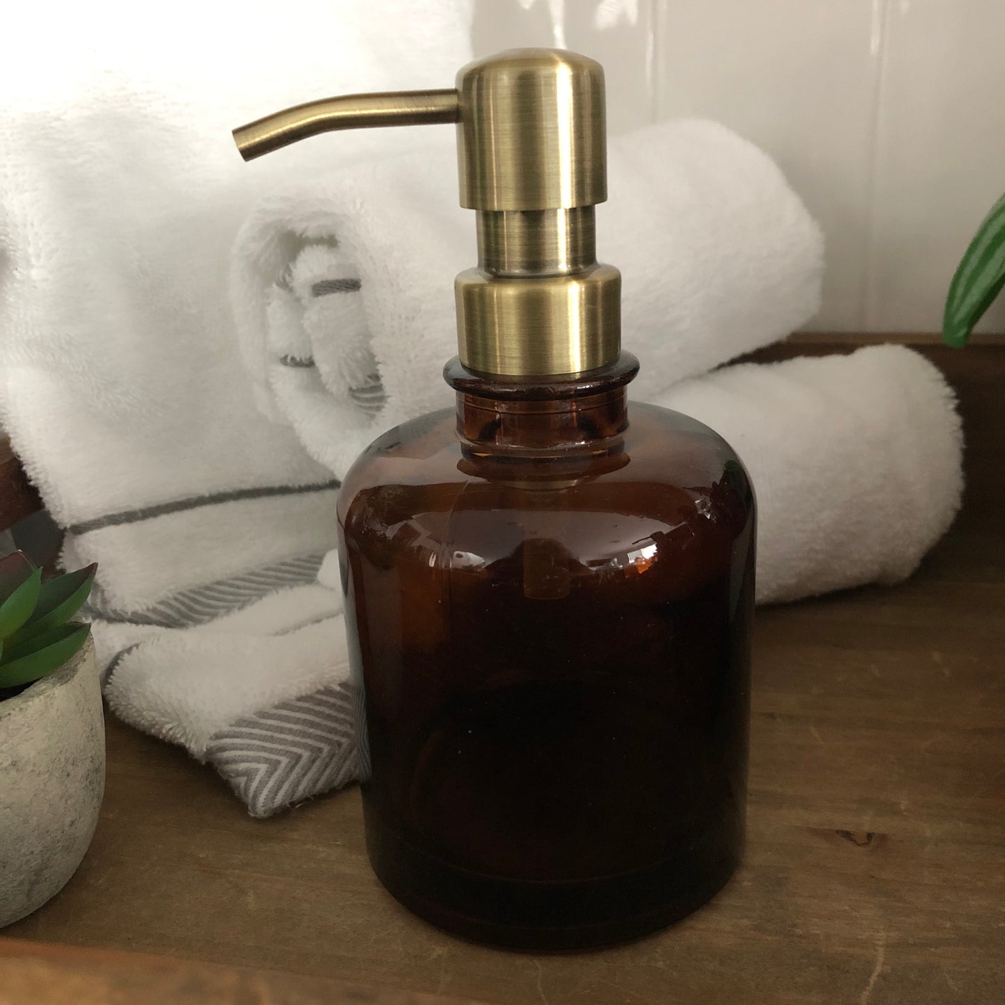 Rondelle Glass Soap Dispenser – Luxury Apothecary Pump for Bathroom, Kitchen & Gifts